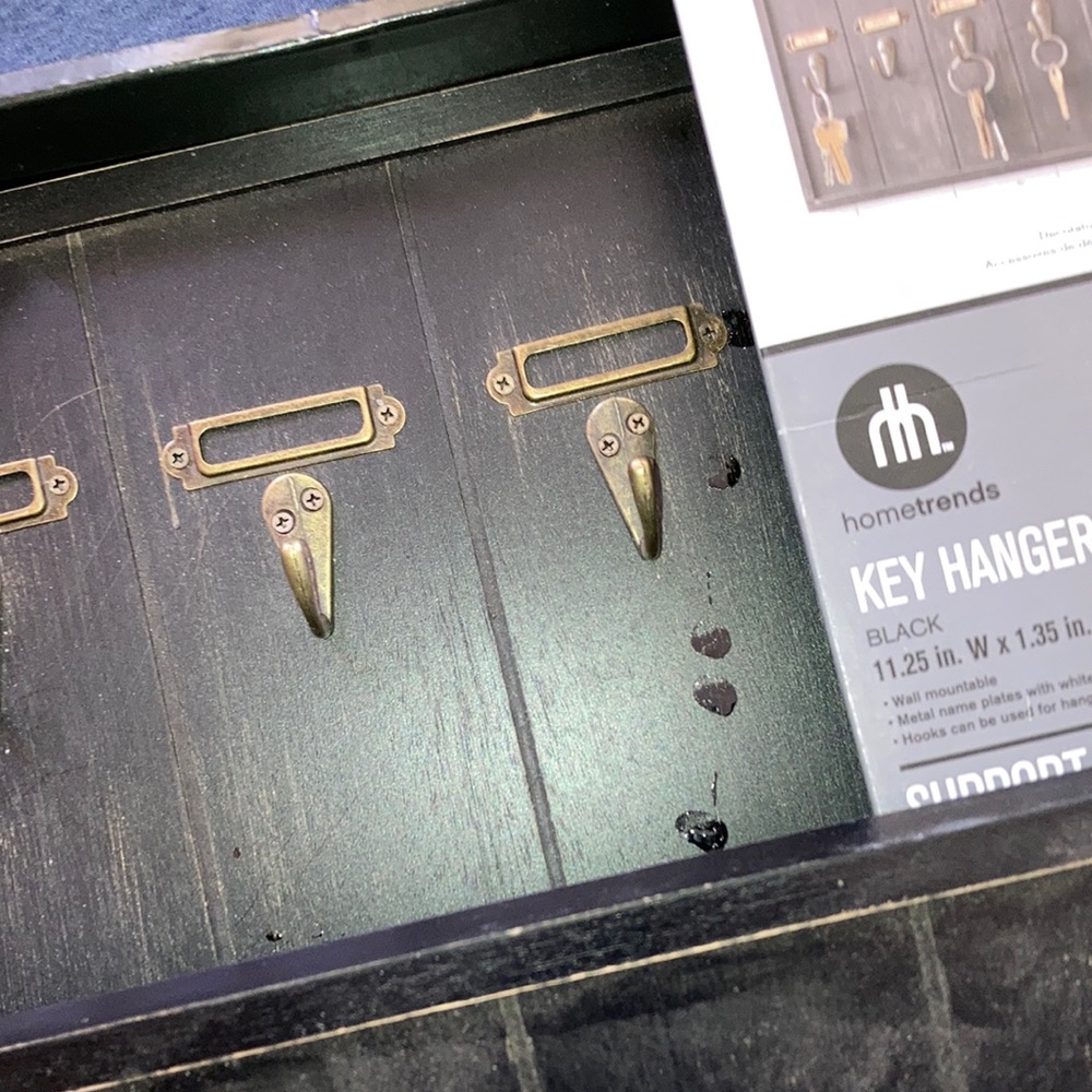 Key 🔑 hanger🔑